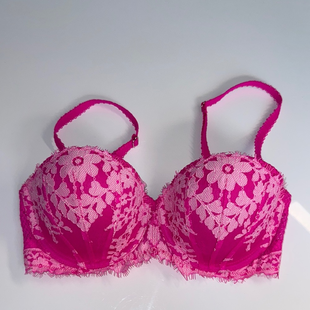 Victoria's Secret Pink Lace Bra with Underwire Support